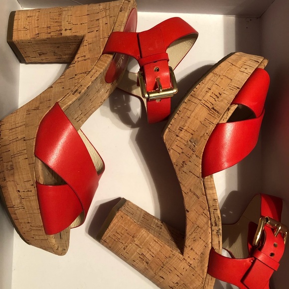 Michale Kors Sandals - Picture 5 of 7